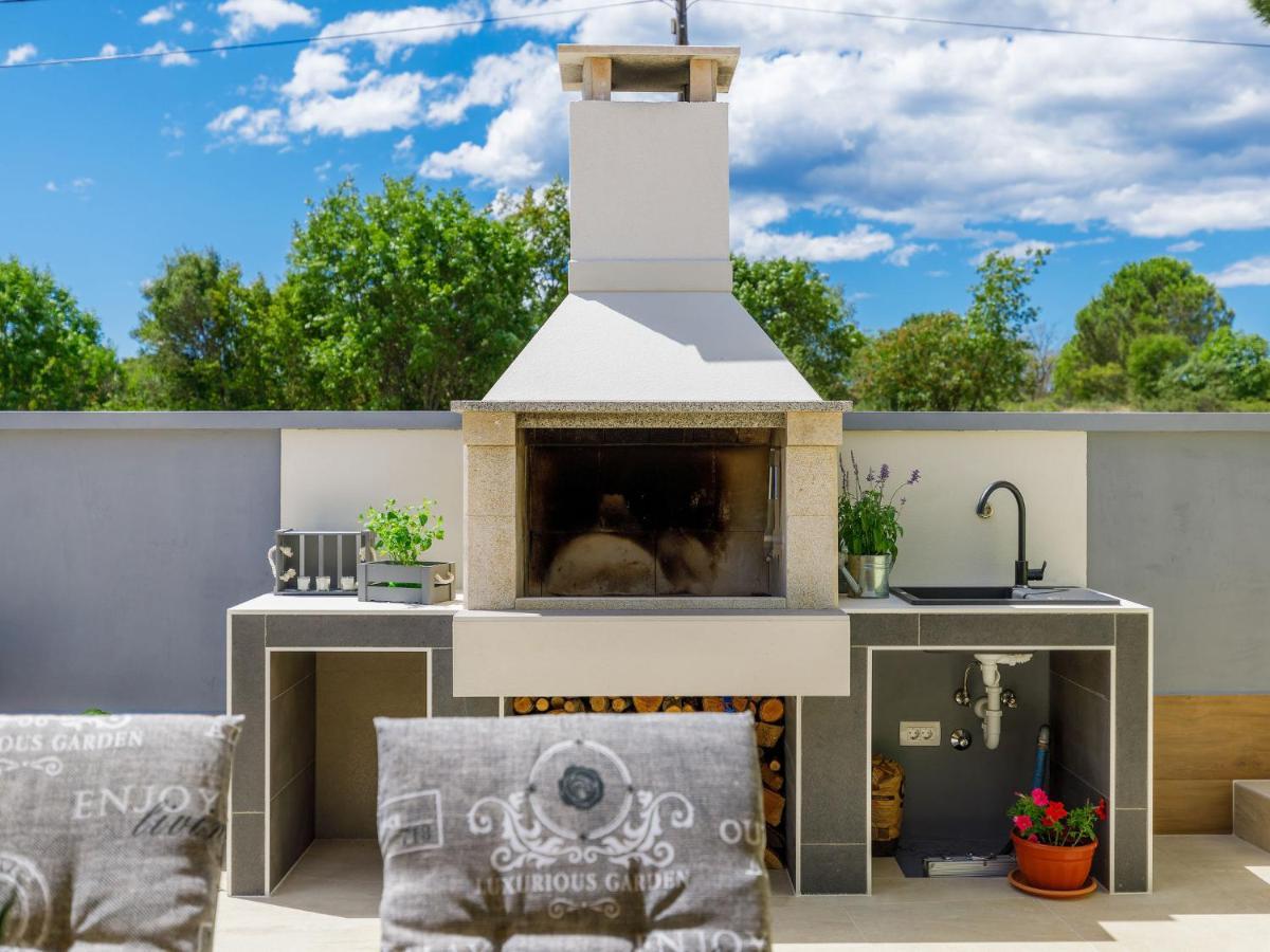 Holiday Home Laura By Interhome Pula Dış mekan fotoğraf